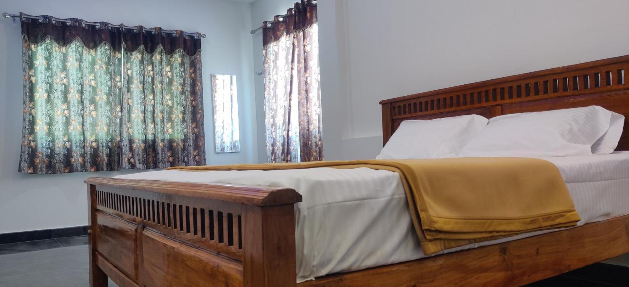 Aadhi Esha Residency 호텔 Tiruvannāmalai 외부 사진